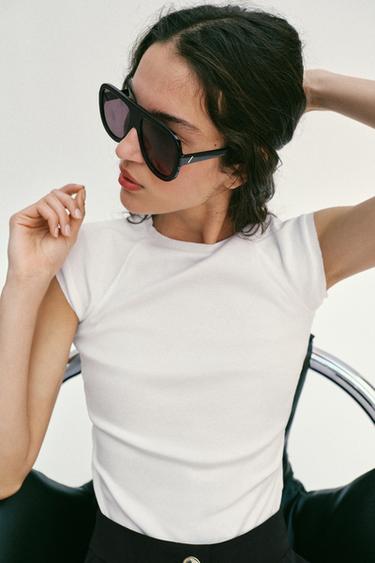 Zara {名称} - {颜色}