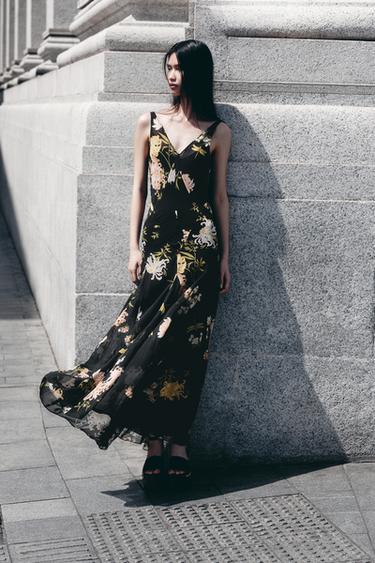 Zara {名称} - {颜色}