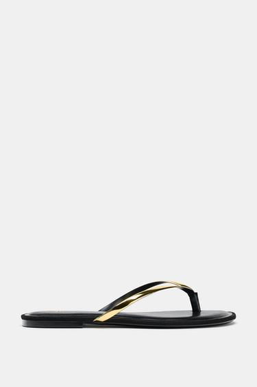 FLAT SANDALS WITH METAL DETAIL - Black by Zara