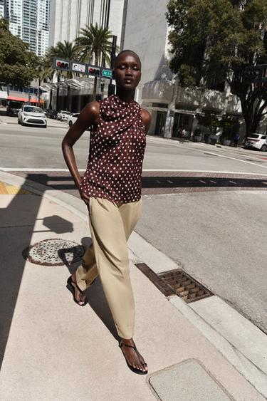 Zara {名称} - {颜色} - 0 图片