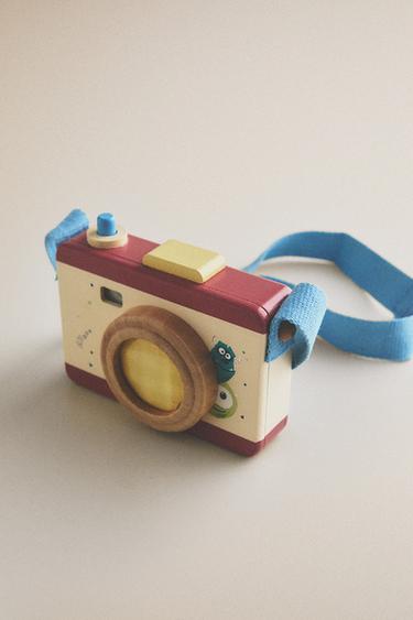 MONSTERS, INC. ©DISNEY/PIXAR TOY CAMERA - Cream by Zara