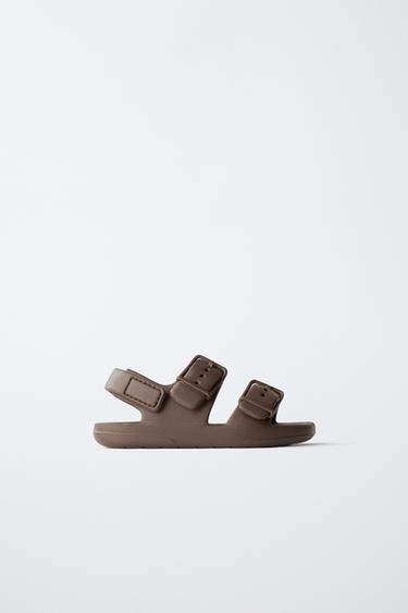 BUCKLED RUBBERISED SANDALS - Brown by Zara