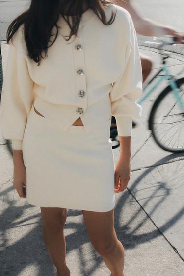 Zara {名称} - {颜色} - 0 图片