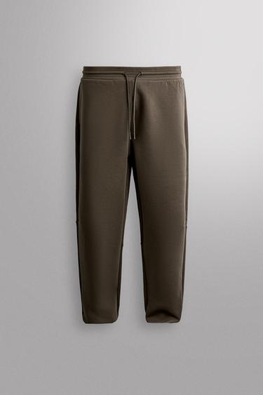 TECHNICAL JOGGING TROUSERS - Dark brown by Zara