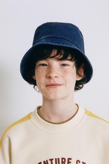 CONTRAST STITCH BUCKET HAT - Light blue by Zara