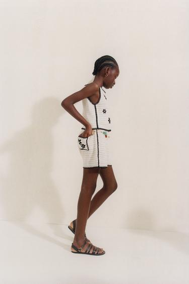 Zara {名称} - {颜色}