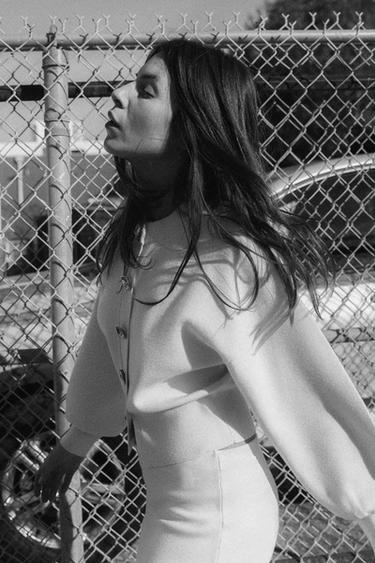 Zara {名称} - {颜色} - 0 图片
