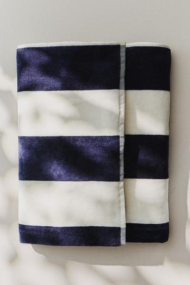 STRIPED BEACH TOWEL - navy by Zara