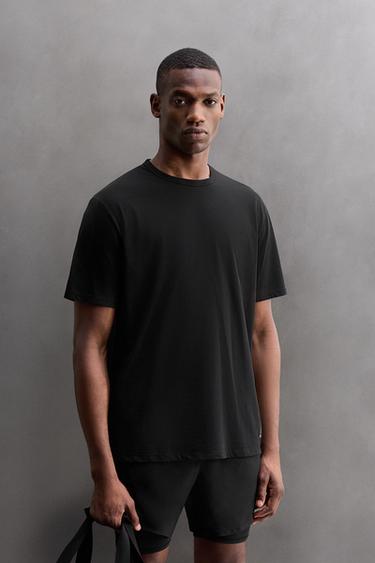 TECHNICAL COTTON BLEND T-SHIRT - Black by Zara
