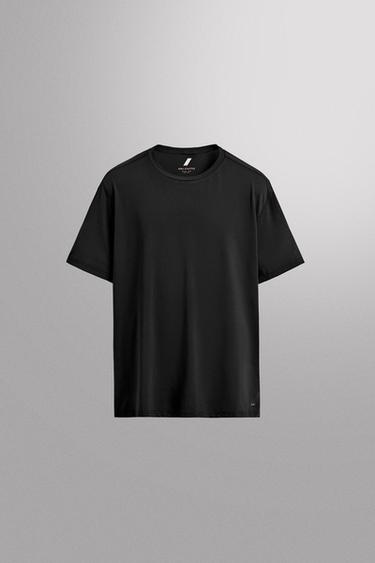 BASIC TECHNICAL T-SHIRT - Black by Zara