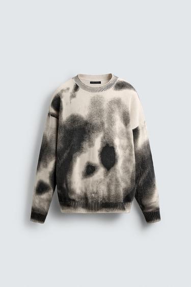 WASHED ABSTRACT PRINT SWEATER - Ecru by Zara