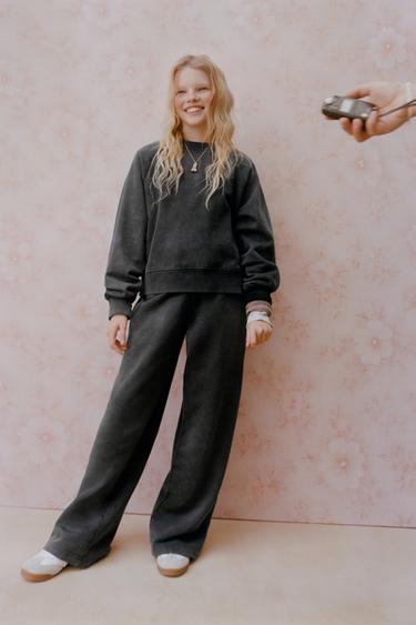 FADED-EFFECT SLOGAN SWEATSHIRT - Grey by Zara