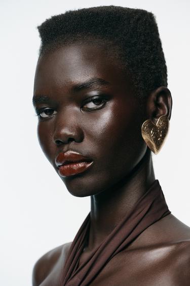 TEXTURED HEART EARRINGS - Golden by Zara