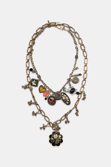 Zara {名称} - {颜色}