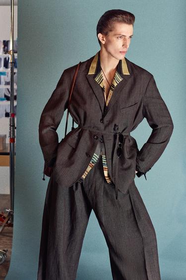 LOOK - WASHED PETROL by Zara