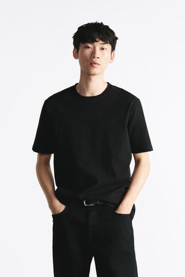 HEAVYWEIGHT SHORT SLEEVE T-SHIRT - Black by Zara