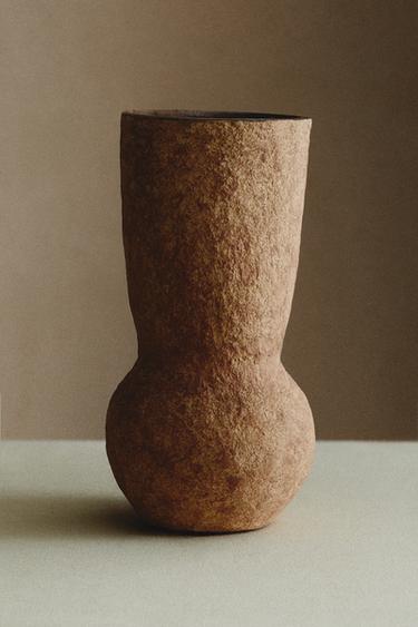 PAPIER-MÂCHÉ VASE - Ecru / Brown by Zara