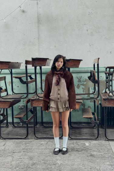 Zara {名称} - {颜色} - 0 图片