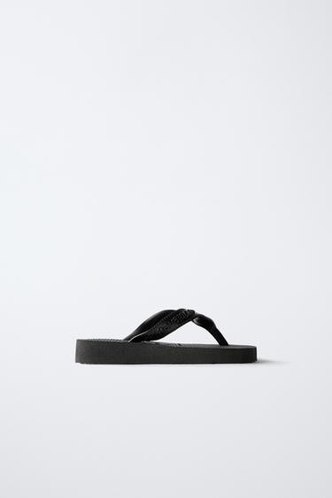 HAVAIANAS ® x ZARA SANDALS - Black by Zara