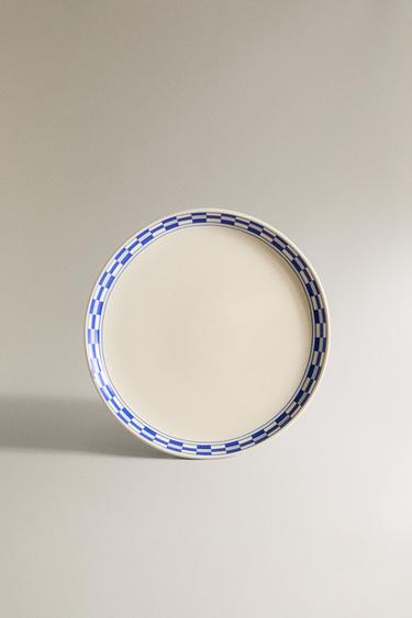 CERAMIC DESSERT PLATE WITH CHECKED EDGE - Ecru by Zara
