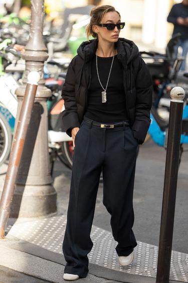 SHORT WATER-REPELLENT AND WINDPROOF HOODED ANORAK - Black by Zara