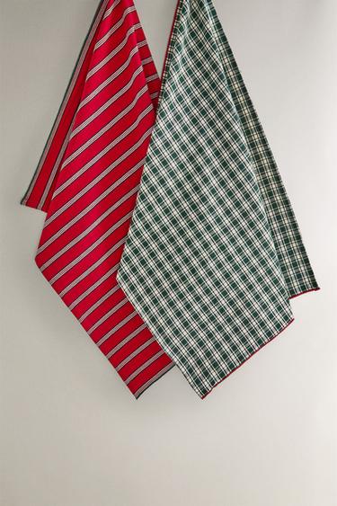 PACK OF DYED COTTON CHRISTMAS TEA TOWELS (PACK OF 2) - Red by Zara