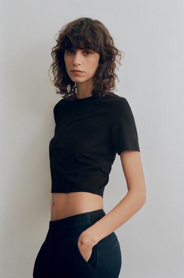 Zara {名称} - {颜色}