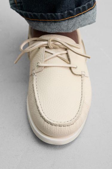 LIMITED EDITION LEATHER DECK SHOES - White by Zara