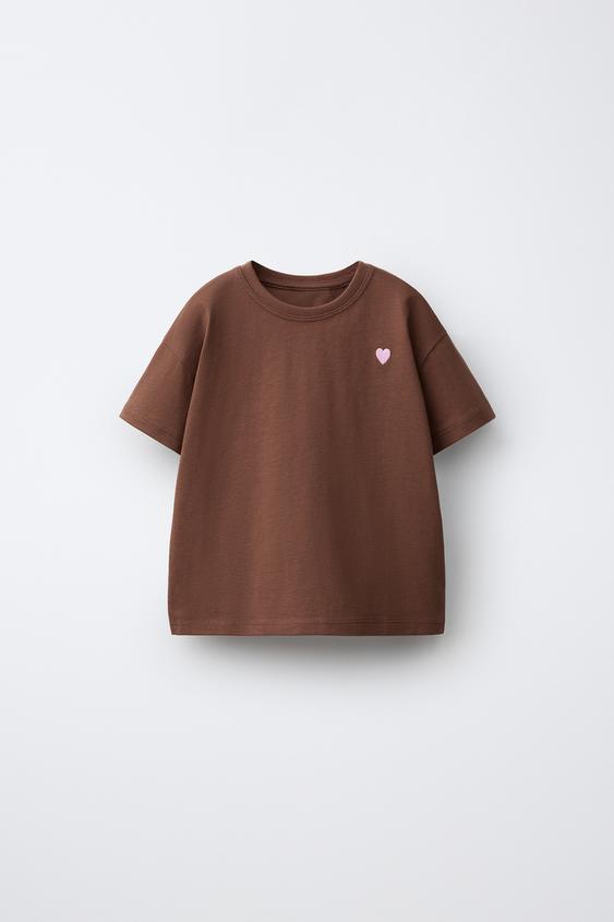 PLAIN EMBROIDERED HEART T-SHIRT - Chocolate by Zara - Image 0