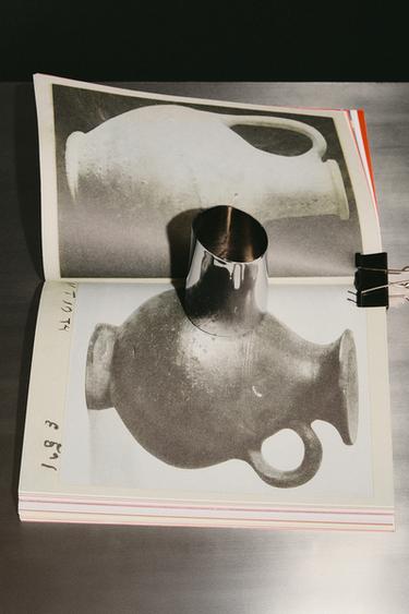 Zara {名称} - {颜色}