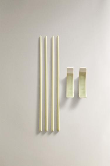 Zara {名称} - {颜色}