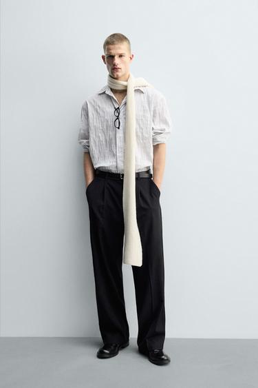 IRREGULAR STRIPED JACQUARD SHIRT - Black / White by Zara