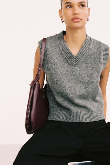PLAIN KNIT SLEEVELESS JUMPER - Mid-grey by Zara