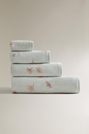 FLORAL VELOUR BATH TOWEL - Multicoloured by Zara