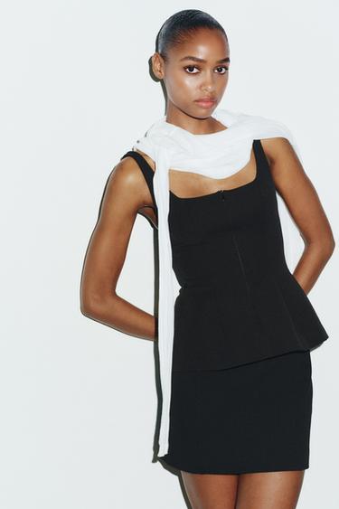 HIGH-WAIST MINI SKIRT - Black by Zara