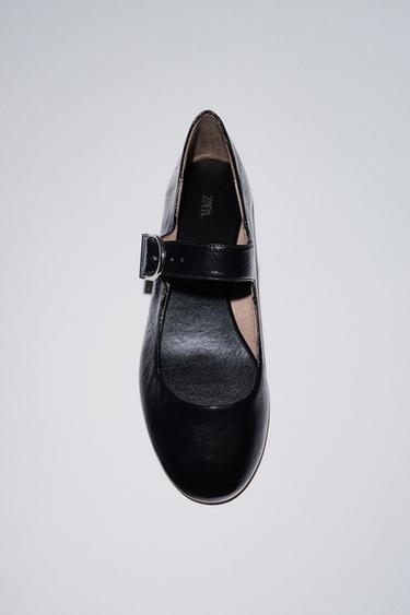 LEATHER BUCKLE BALLET FLATS - Black by Zara