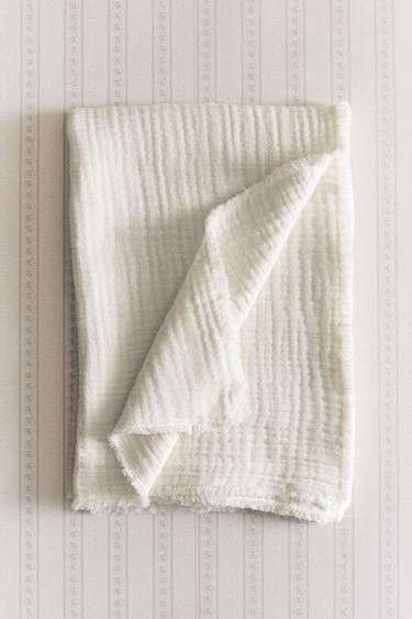 CHILDREN'S MUSLIN BLANKET - Cream by Zara