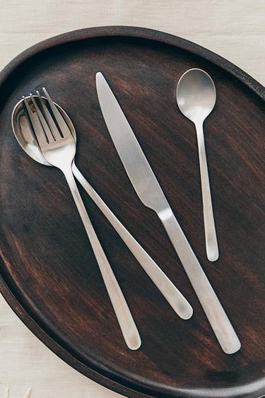 4-PIECE MATTE STEEL CUTLERY SET - Steel by Zara