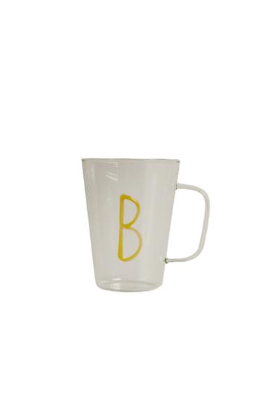 BOROSILICATE MUG WITH INITIAL B - Yellow by Zara