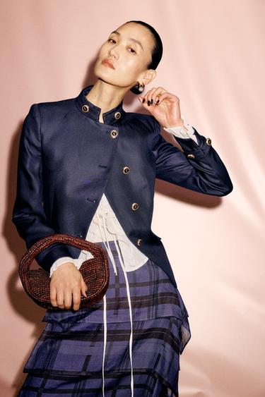 Zara {名称} - {颜色}