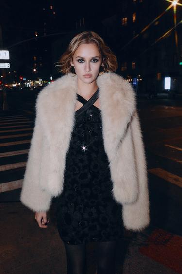 SHORT FAUX FUR COAT WITH LAPEL COLLAR - Ecru by Zara