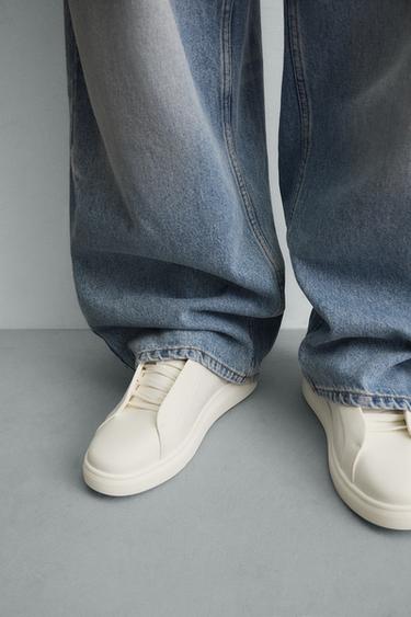 CHUNKY TRAINERS - White by Zara