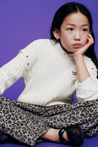 Zara {名称} - {颜色}