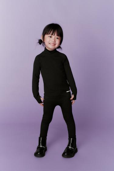 BREATHABLE RIBBED T-SHIRT WITH RAISED SLOGAN - Black by Zara