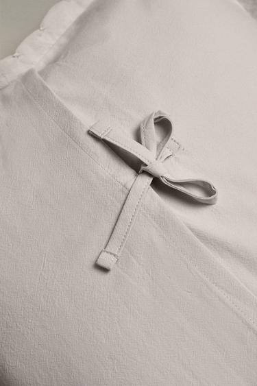 CHILDREN'S CUSHION COVER WITH SCALLOPED EDGE - Grey by Zara