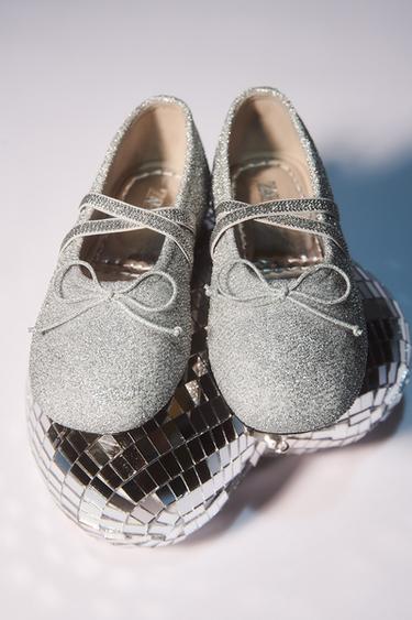 Zara {名称} - {颜色}