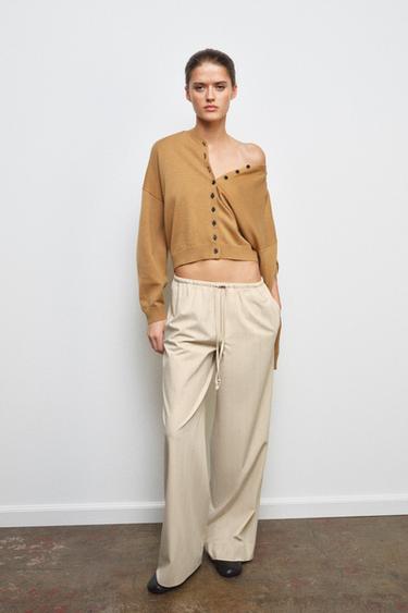 V-NECK KNIT CARDIGAN - camel by Zara