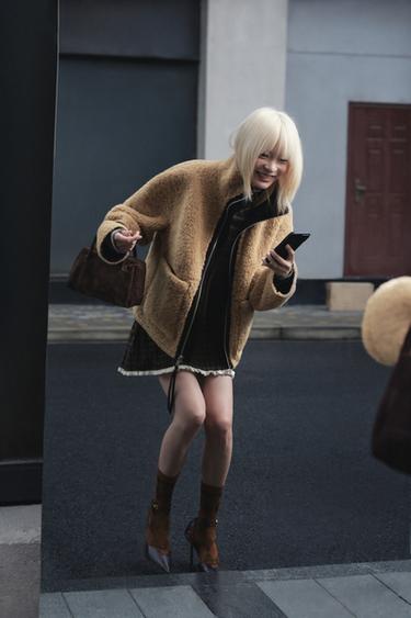 LOOK -  by Zara
