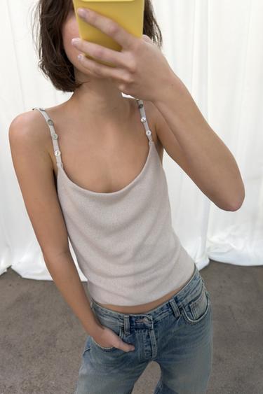 Zara {名称} - {颜色}