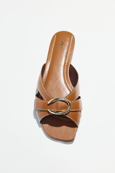 CROSSOVER SANDALS WITH METAL DETAIL - Brown by Zara